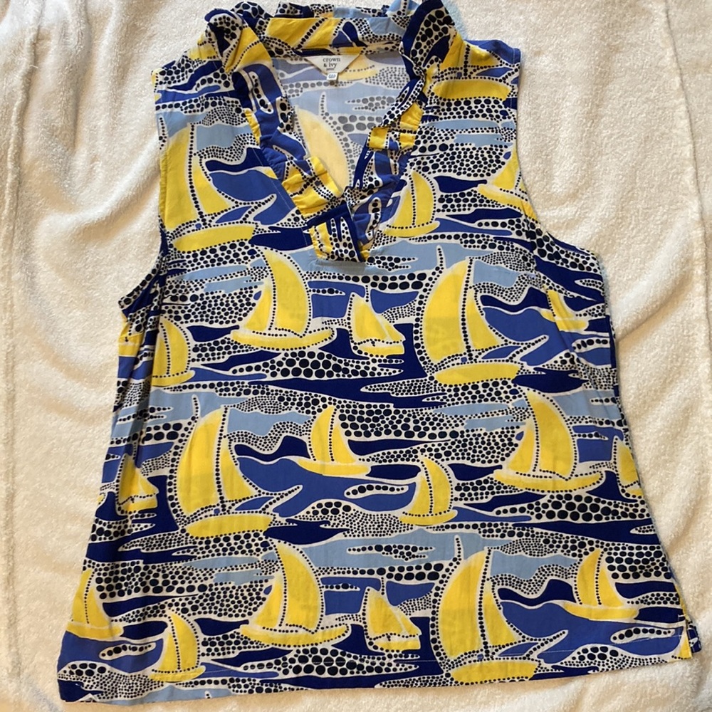 Crown and Ivy Sleeveless Blouse